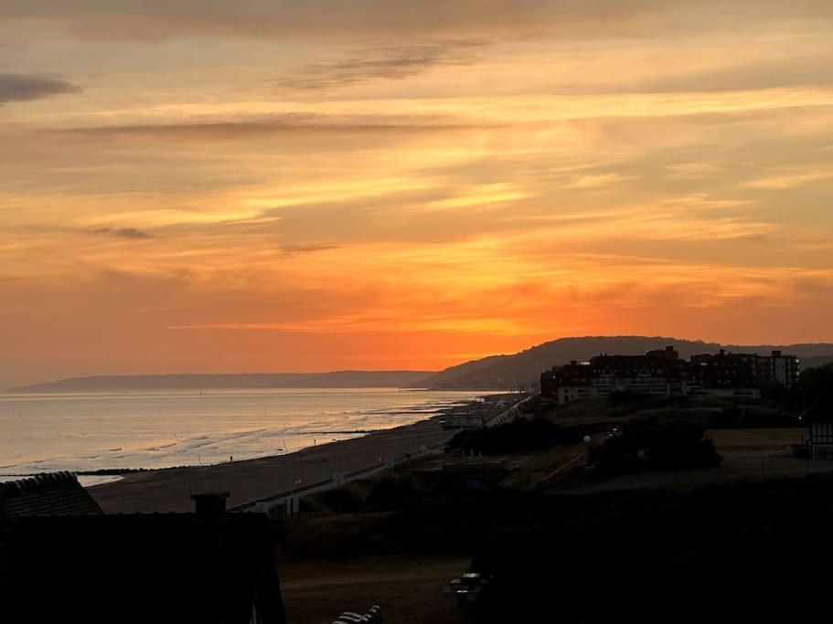 Sur La Plage / Enjoy The Beach Daire Cabourg Dış mekan fotoğraf