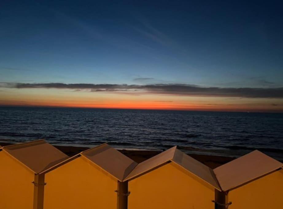 Sur La Plage / Enjoy The Beach Daire Cabourg Dış mekan fotoğraf